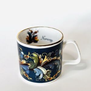 Nord Suvenir Rosemaling Espresso Mug Cup Norway Porcelain Unni Marie Lien Artist
